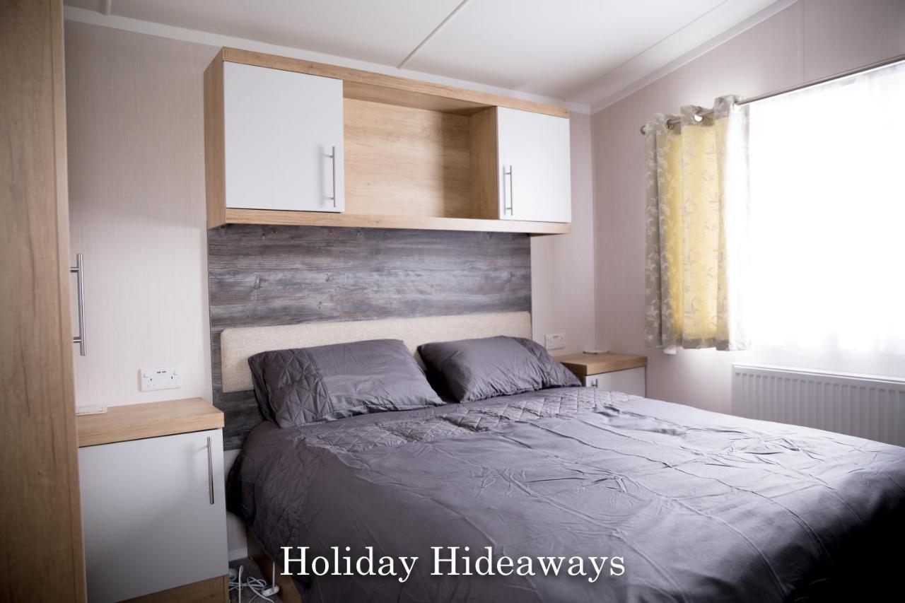 Holiday Hideaways Lytchett Minster Eksteriør bilde